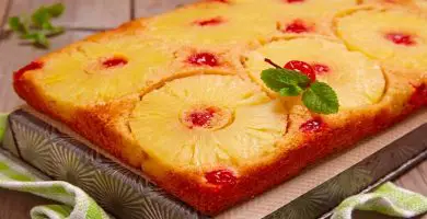 Tarta de piña